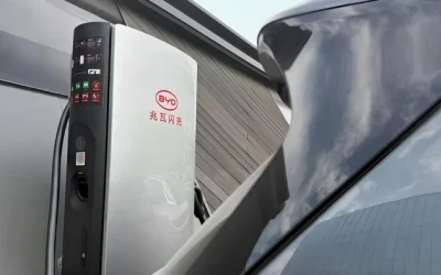 BYD Luncurkan Charger Super Cepat, Ngecas 5 Menit Nambah Jarak 400 Km