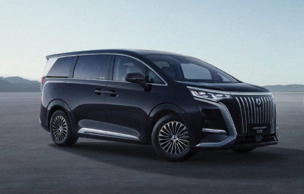 BYD DENZA D9 Jakarta Selatan